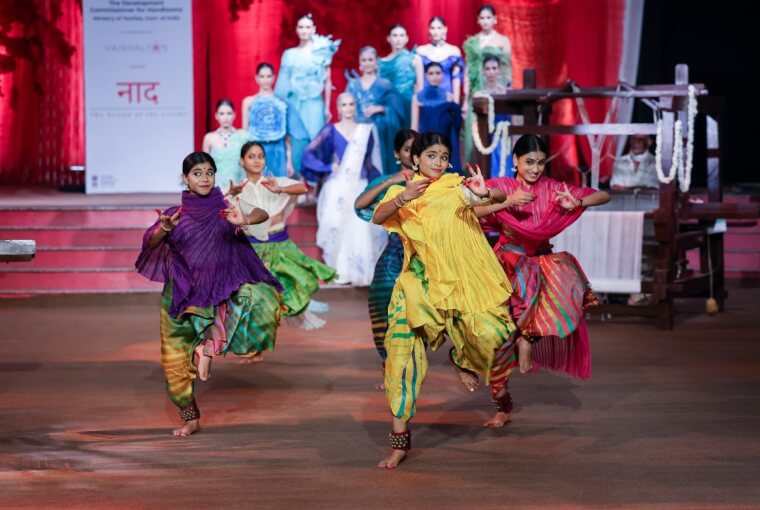 A glimpse at the classical dance performance by students.
